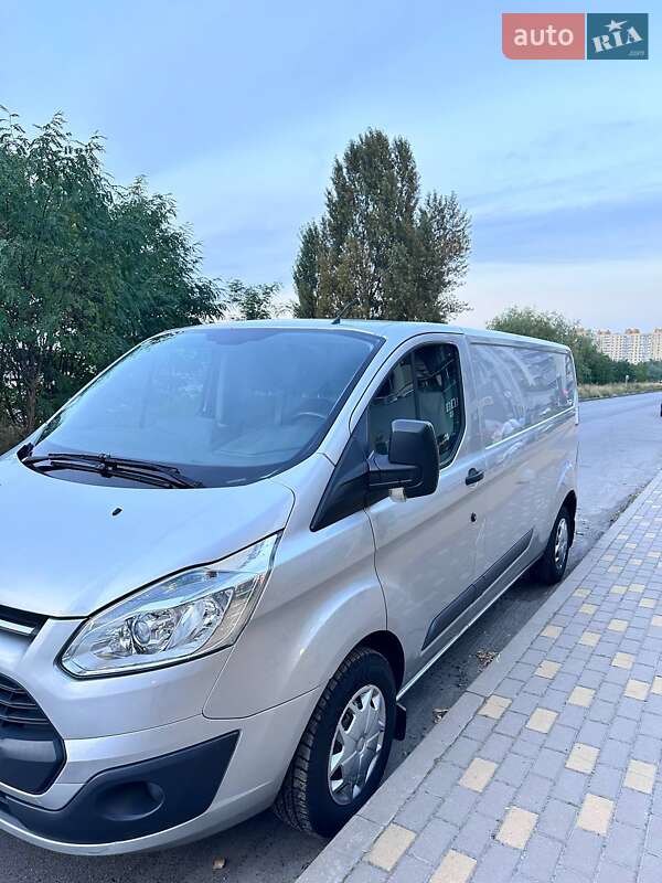 Грузовой фургон Ford Transit Custom 2016 в Киеве фото 5 Грузовой фургон Ford Transit Custom 2016 в Киеве
