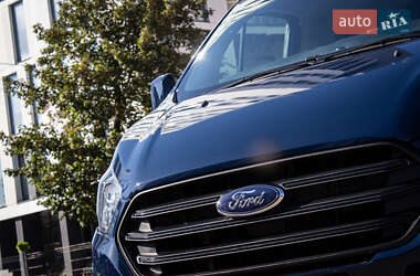 Вантажний фургон Ford Transit Custom 2021 в 