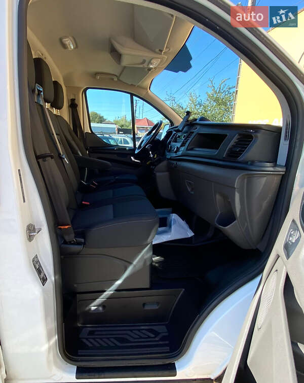 Вантажний фургон Ford Transit Custom 2021 в Рівному