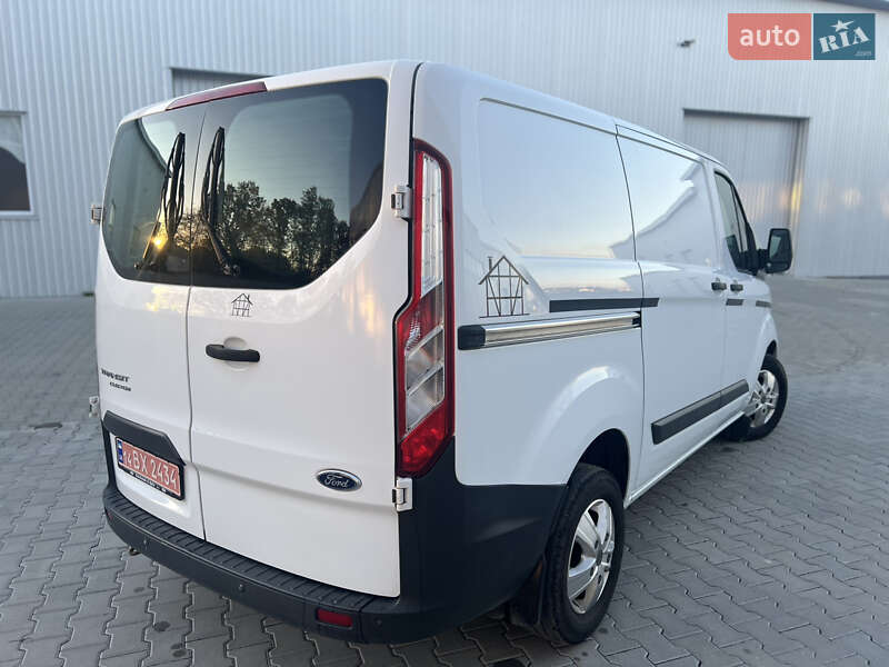 Вантажний фургон Ford Transit Custom 2016 в Івано-Франківську