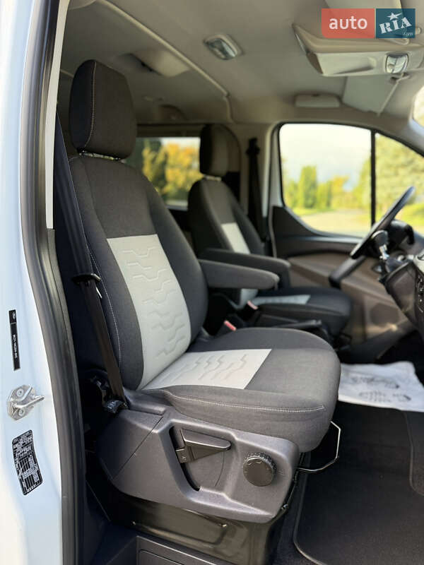 Мінівен Ford Transit Custom 2014 в Дубні