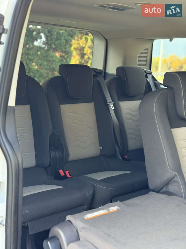 Мінівен Ford Transit Custom 2014 в Дубні