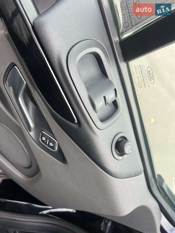 Вантажний фургон Ford Transit Custom 2019 в Києві