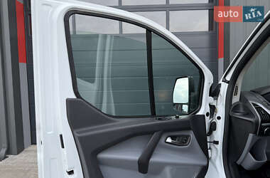 Минивэн Ford Transit Custom 2012 в 