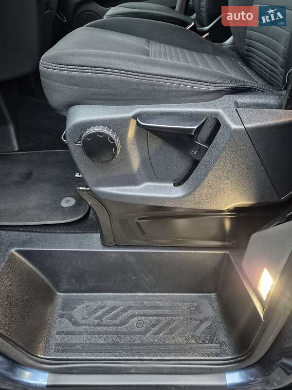 Мінівен Ford Transit Custom 2019 в Києві фото 33 Мінівен Ford Transit Custom 2019 в Києві