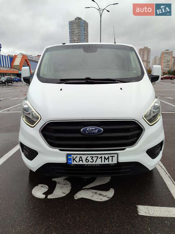 Грузовой фургон Ford Transit Custom 2018 в Киеве
