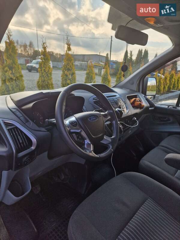 Вантажний фургон Ford Transit Custom 2012 в Луцьку