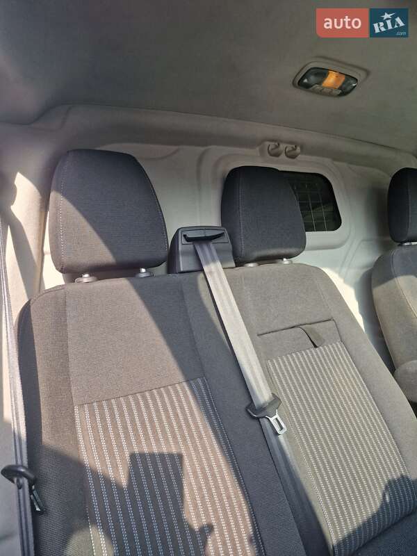 Вантажний фургон Ford Transit Custom 2012 в Луцьку