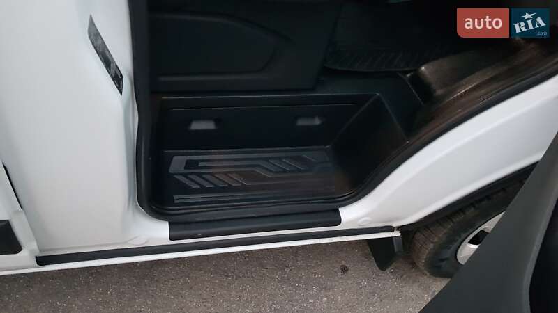 Грузопассажирский фургон Ford Transit Custom 2019 в Виннице фото 32 Грузопассажирский фургон Ford Transit Custom 2019 в Виннице