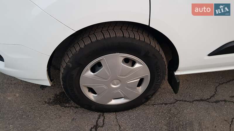 Грузопассажирский фургон Ford Transit Custom 2019 в Виннице фото 51 Грузопассажирский фургон Ford Transit Custom 2019 в Виннице