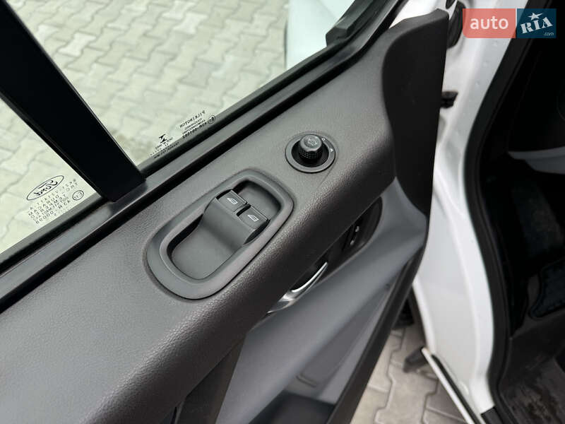 Грузовой фургон Ford Transit Custom 2015 в Мукачево