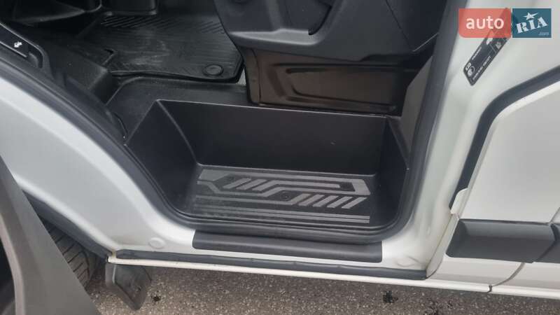 Мікроавтобус вантажний (до 3,5т) Ford Transit Custom 2021 в Києві фото 13 Мікроавтобус вантажний (до 3,5т) Ford Transit Custom 2021 в Києві