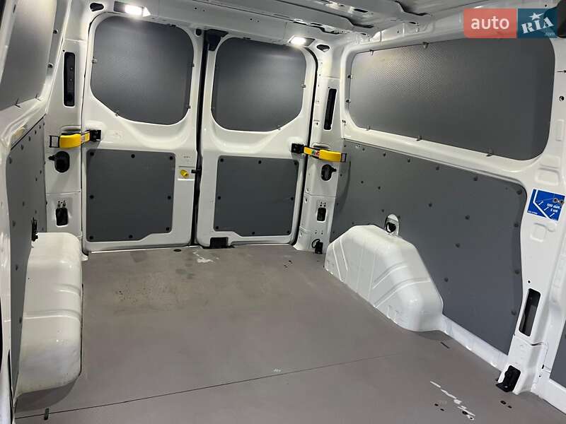 Вантажний фургон Ford Transit Custom 2020 в Луцьку