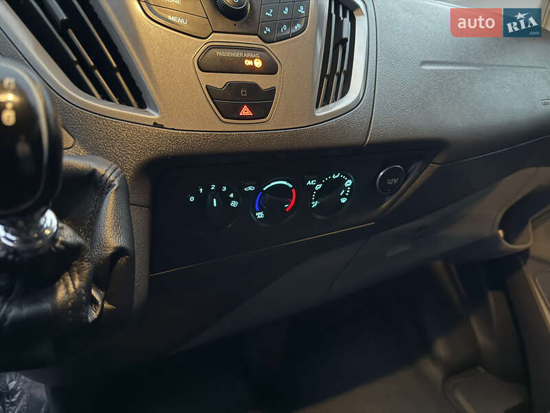 Мінівен Ford Transit Custom 2016 в Луцьку фото 52 Мінівен Ford Transit Custom 2016 в Луцьку