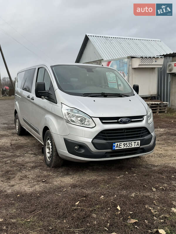 Вантажний фургон Ford Transit Custom 2015 в Царичанці