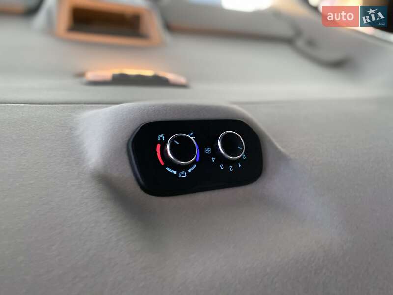 Мінівен Ford Transit Custom 2020 в Хусті фото 40 Мінівен Ford Transit Custom 2020 в Хусті