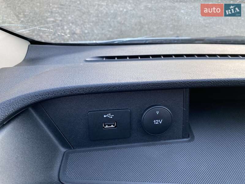 Мінівен Ford Transit Custom 2020 в Хусті фото 58 Мінівен Ford Transit Custom 2020 в Хусті