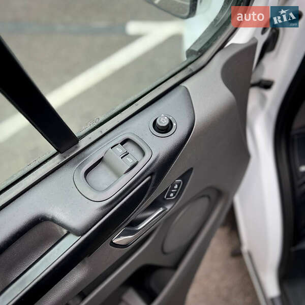 Вантажний фургон Ford Transit Custom 2019 в Києві фото 18 Вантажний фургон Ford Transit Custom 2019 в Києві