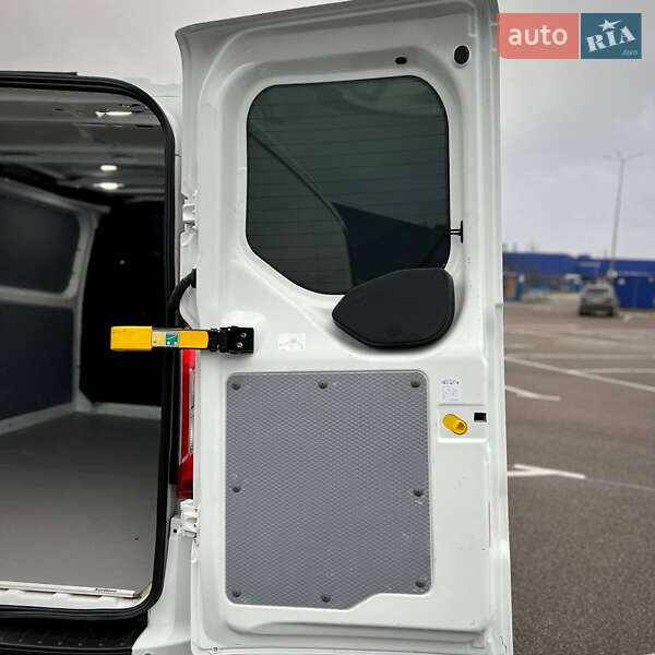 Вантажний фургон Ford Transit Custom 2019 в Києві фото 48 Вантажний фургон Ford Transit Custom 2019 в Києві
