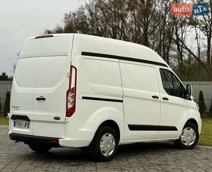 Вантажний фургон Ford Transit Custom 2020 в Луцьку