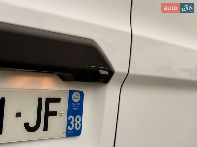 Вантажний фургон Ford Transit Custom 2020 в Луцьку