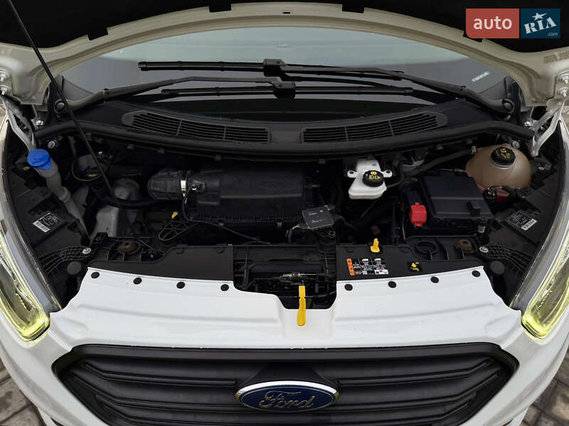 Вантажний фургон Ford Transit Custom 2020 в Луцьку