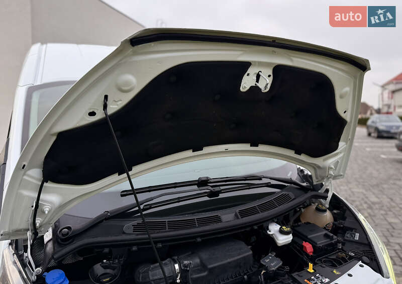 Вантажний фургон Ford Transit Custom 2020 в Луцьку