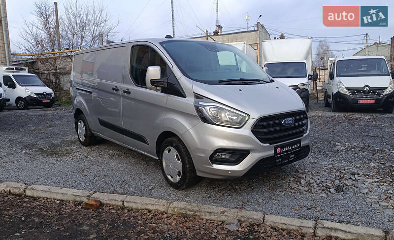 Вантажний фургон Ford Transit Custom 2019 в Рівному