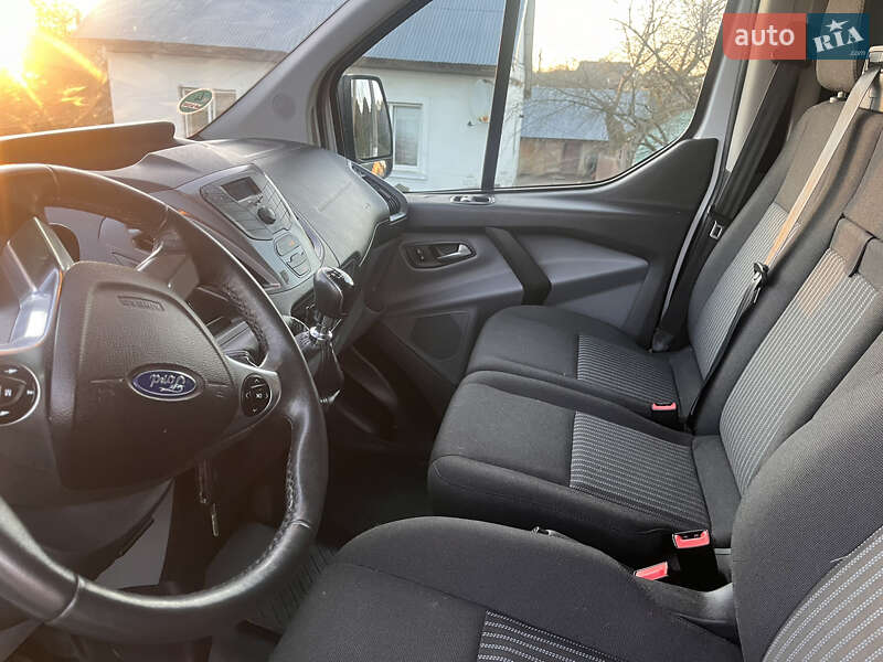 Минивэн Ford Transit Custom 2015 в Самборе