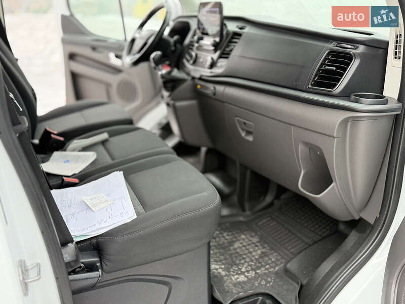 Вантажний фургон Ford Transit Custom 2020 в Вінниці