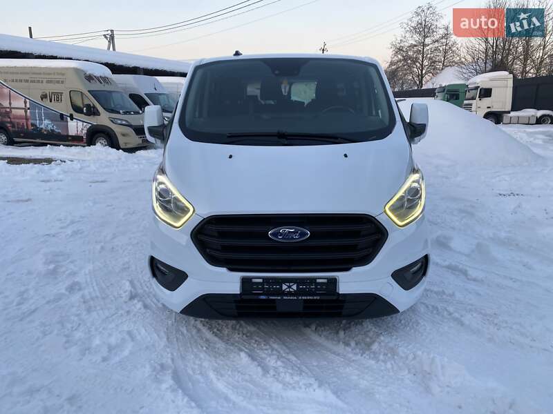 Мінівен Ford Transit Custom 2020 в Хусті