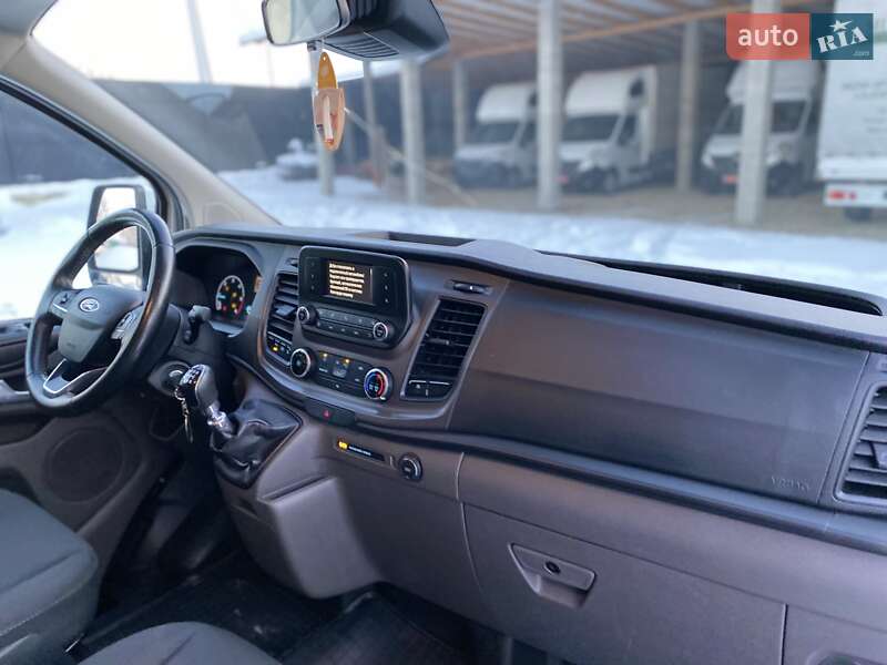 Мінівен Ford Transit Custom 2020 в Хусті