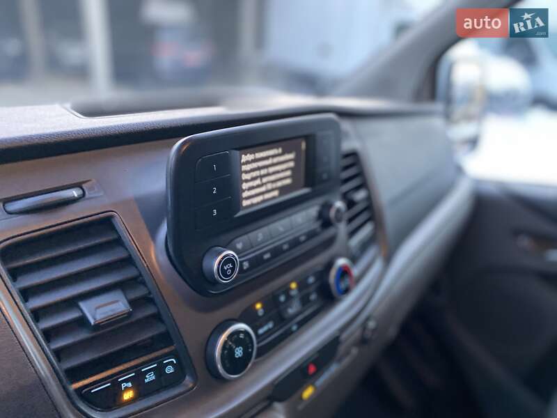 Мінівен Ford Transit Custom 2020 в Хусті