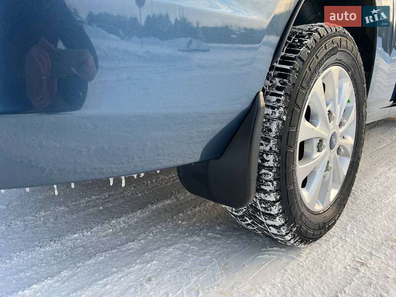 Грузовой фургон Ford Transit Custom 2021 в Киеве