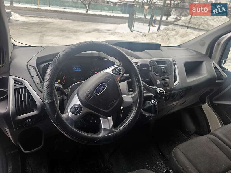 Вантажний фургон Ford Transit Custom 2013 в Ужгороді