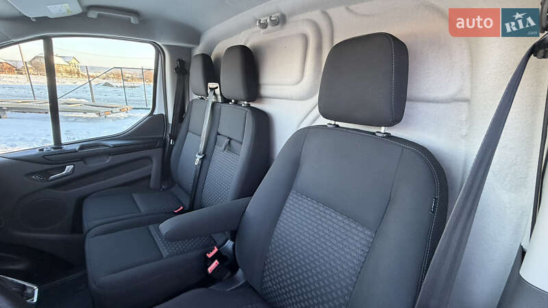 Вантажний фургон Ford Transit Custom 2021 в Калуші