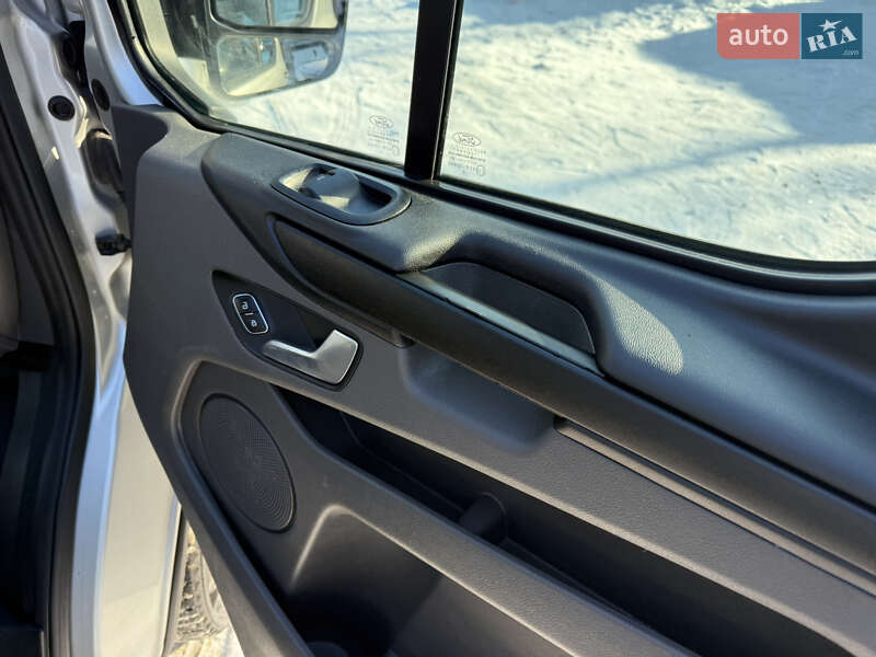 Грузовой фургон Ford Transit Custom 2019 в Ровно фото 32 Грузовой фургон Ford Transit Custom 2019 в Ровно