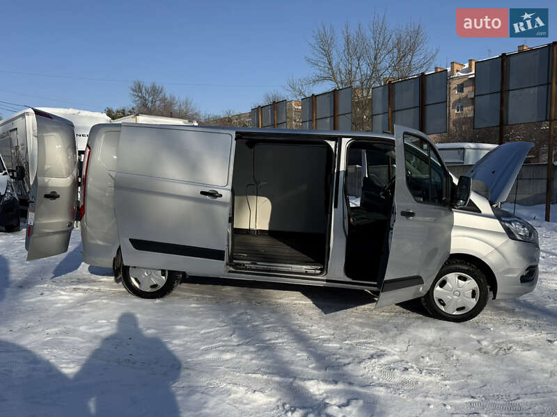 Вантажний фургон Ford Transit Custom 2019 в Рівному