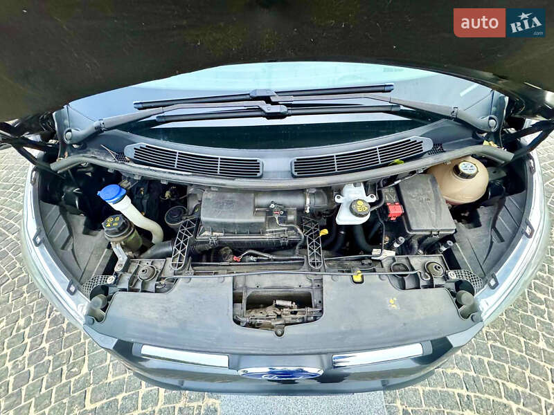 Мінівен Ford Transit Custom 2014 в Дніпрі