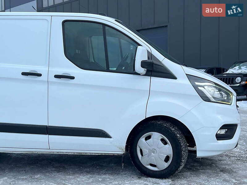 Вантажний фургон Ford Transit Custom 2019 в Львові