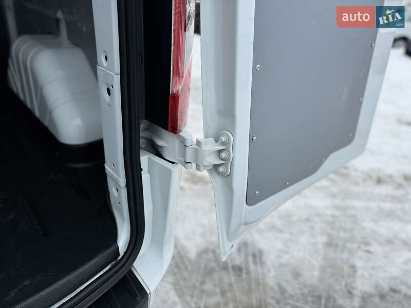 Грузовой фургон Ford Transit Custom 2021 в Киеве фото 48 Грузовой фургон Ford Transit Custom 2021 в Киеве
