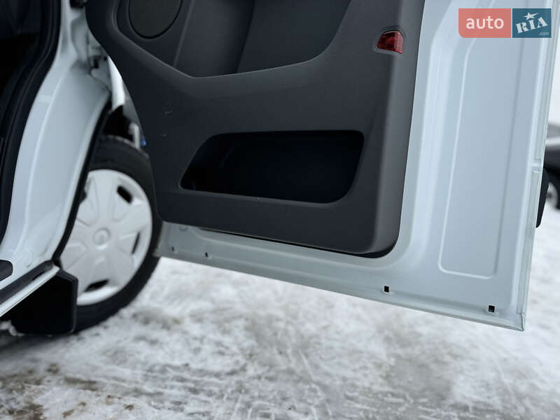 Грузовой фургон Ford Transit Custom 2021 в Киеве фото 58 Грузовой фургон Ford Transit Custom 2021 в Киеве