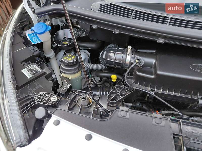 Минивэн Ford Transit Custom 2018 в Братском фото 8 Минивэн Ford Transit Custom 2018 в Братском