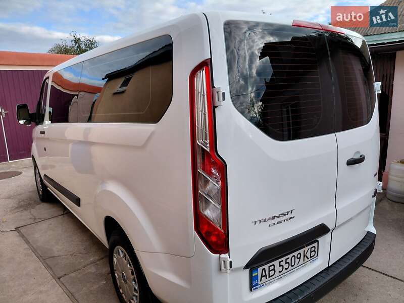 Минивэн Ford Transit Custom 2018 в Братском фото 4 Минивэн Ford Transit Custom 2018 в Братском