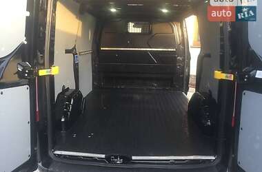 Вантажний фургон Ford Transit Custom 2016 в Ужгороді