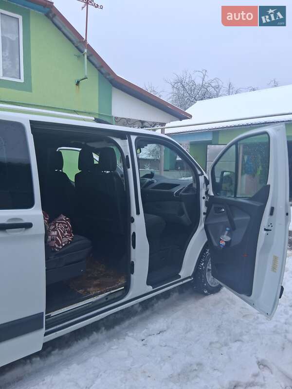 Минивэн Ford Transit Custom 2015 в Тернополе фото 18 Минивэн Ford Transit Custom 2015 в Тернополе