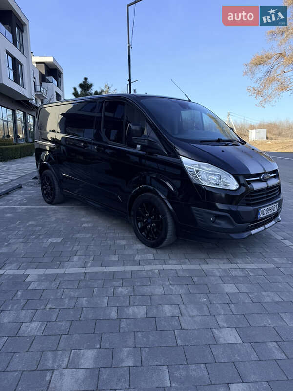 Грузовой фургон Ford Transit Custom 2016 в Ужгороде