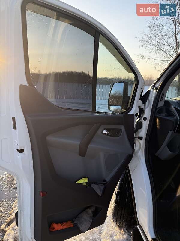 Минивэн Ford Transit Custom 2013 в Киеве