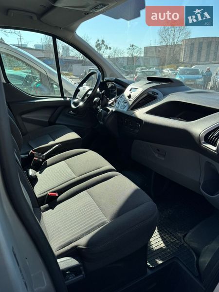 Вантажний фургон Ford Transit Custom 2016 в Києві