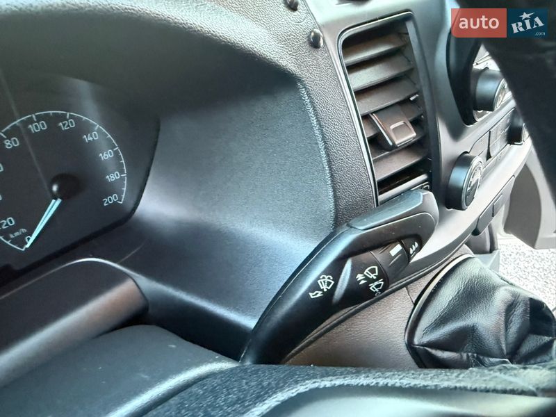 Грузовой фургон Ford Transit Custom 2019 в Ровно